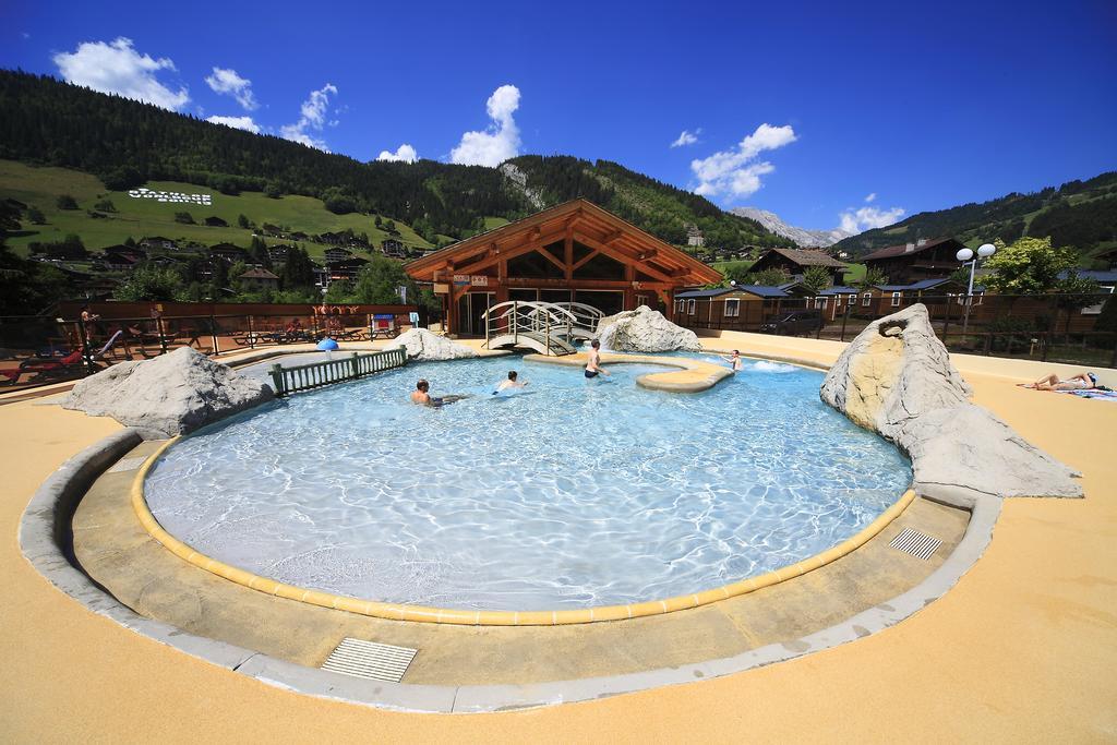 Residence Et Camping L'Escale Le Grand-Bornand Esterno foto