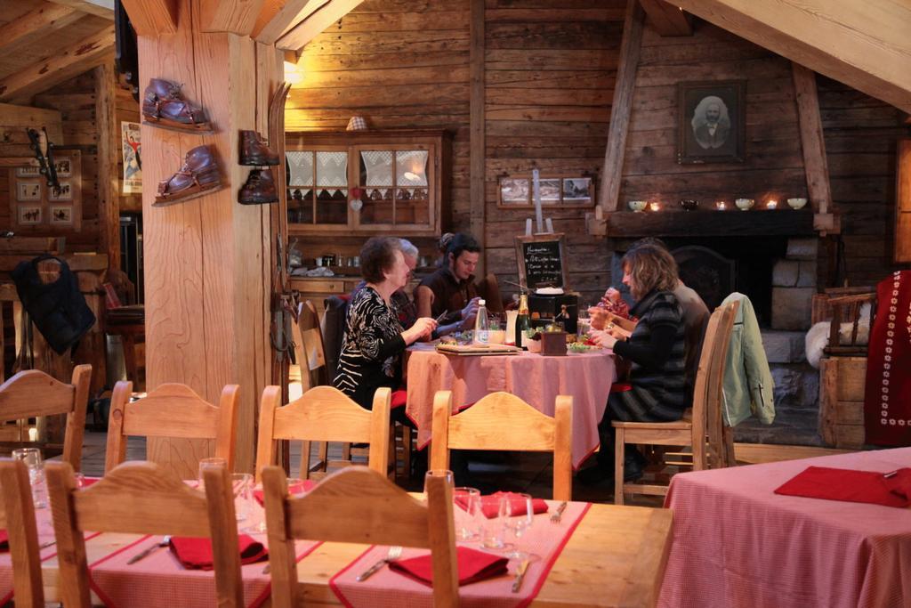 Residence Et Camping L'Escale Le Grand-Bornand Esterno foto